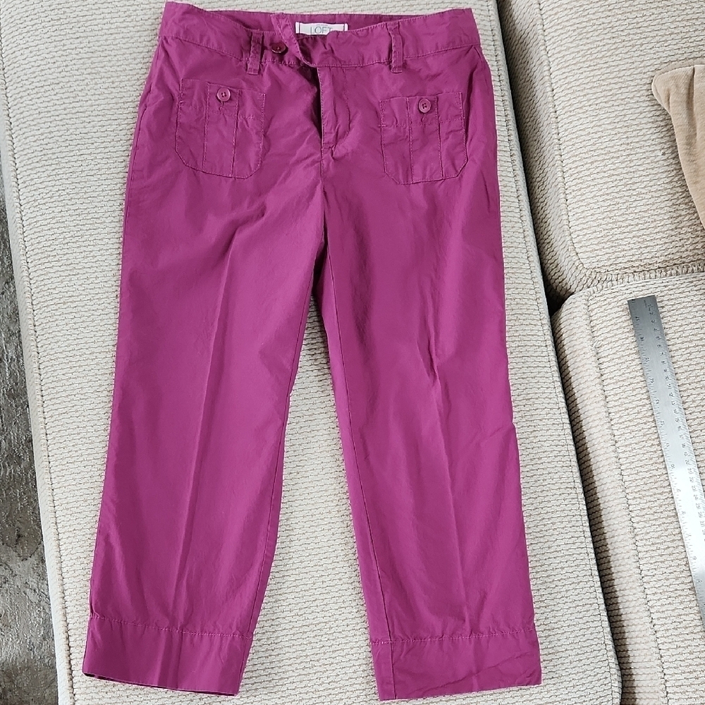 Womens LOFT Magenta Cropped Capri Pants, Size 4
